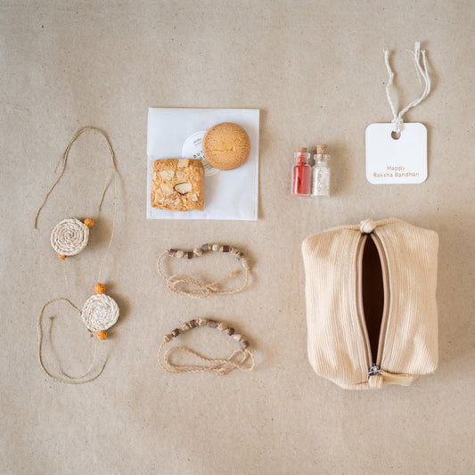 Brown Cute Cube Rakhi Pouch | Gift Hamper