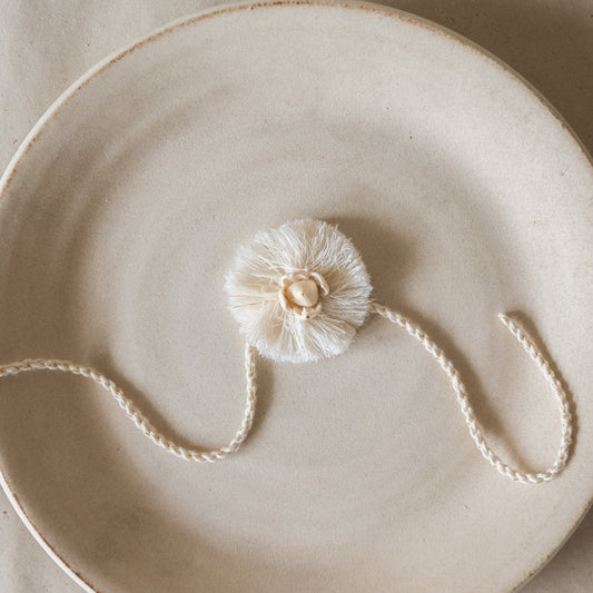 Ecru Cube Rakhi Pouch | Gift Hamper