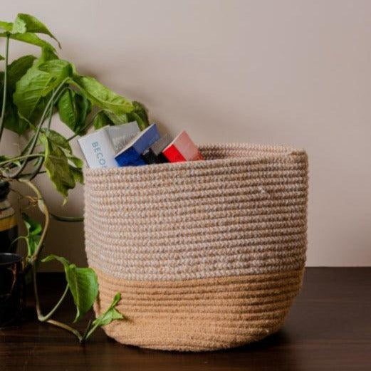 Top Criss Cross Round Basket | 10  Inches