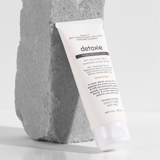 Detoxie Anti-Pollution PA+++ Sunscreen Lotion SPF 30 - 100 gms