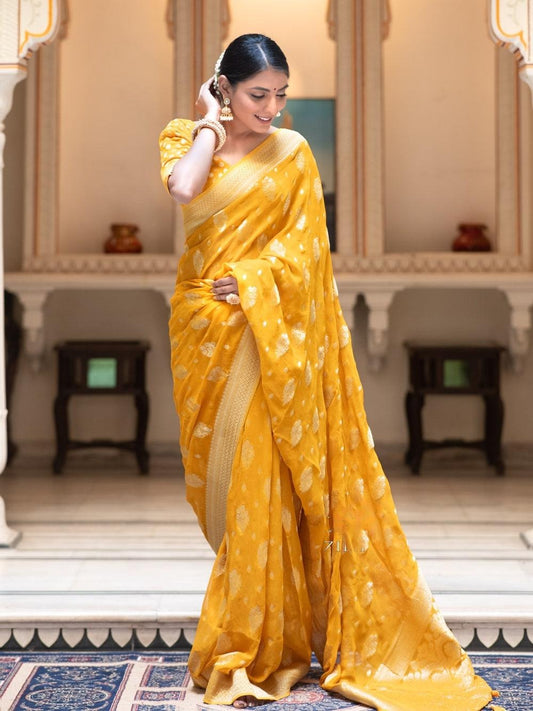 Women's Banarasi Soft Silk Saree With Blouse