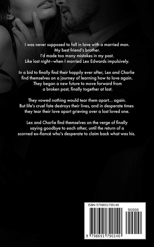 Chasing Us: 2 (Dark Love) (Paperback)