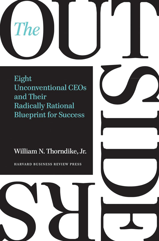 The Outsiders (Paperback)- Thorndike