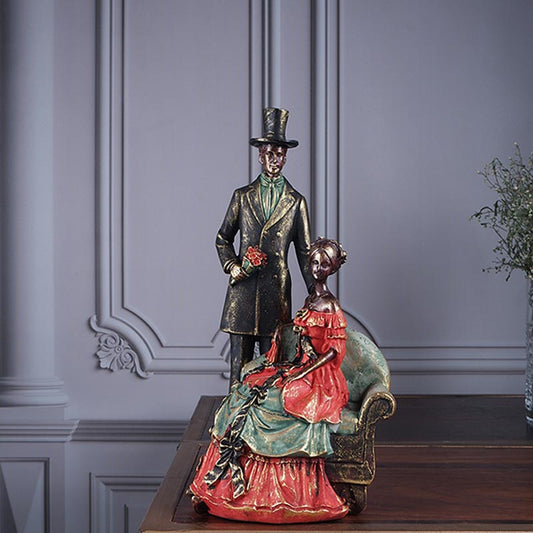 Nadège Premium Couple Figurine