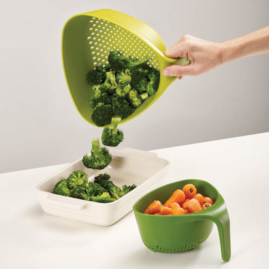 Nest 2 Piece Green Colander Set