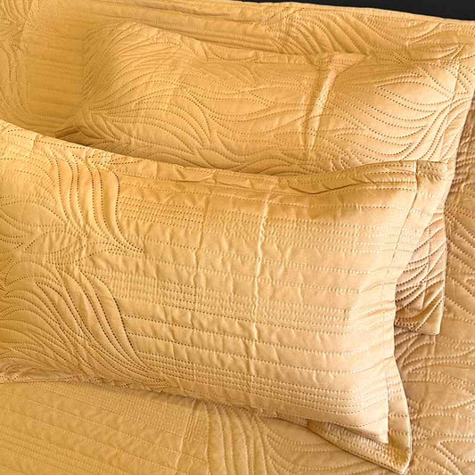 Golden Bedcover With 2 Pillowcases