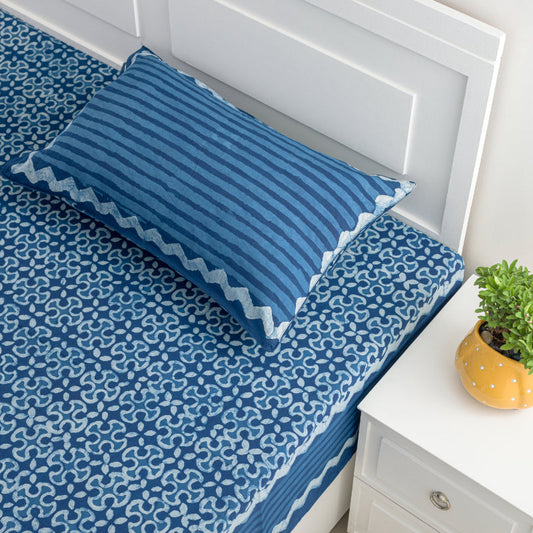 Magnetic Lure Indigo Dabu Print Bedding Set | Queen Size