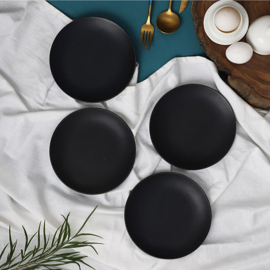 Ceramic Matte Black Quarter Plates | Set of 4