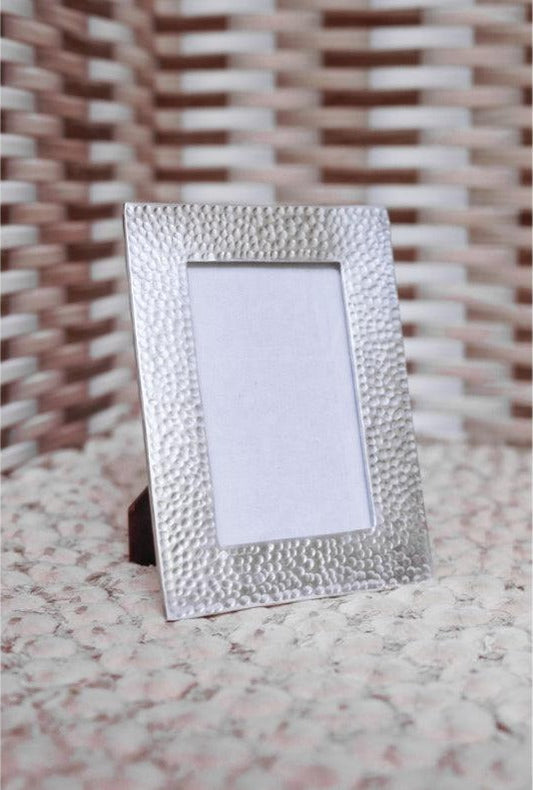 Sliver Hammered Photo Frame