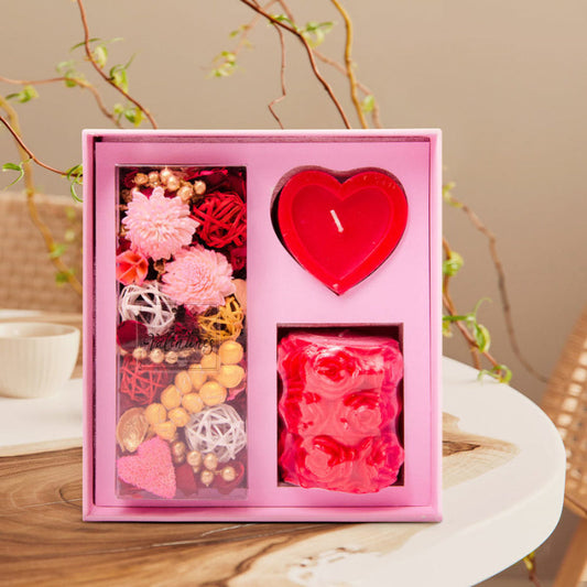 Fragrance Gift Set | Candles & Potpourri