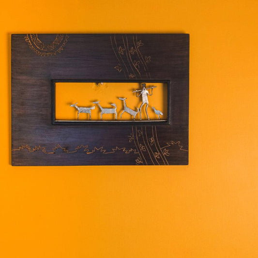 Wooden Frame Animal Held Wall Frame