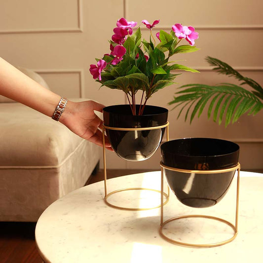 The Nero | Set of 2 Metal Plant Pots with Stand