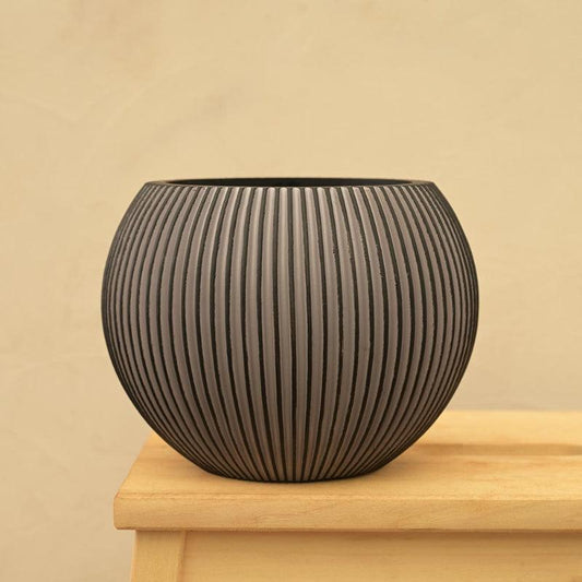 Black Vase Ball Groove Planter | Multiple Sizes