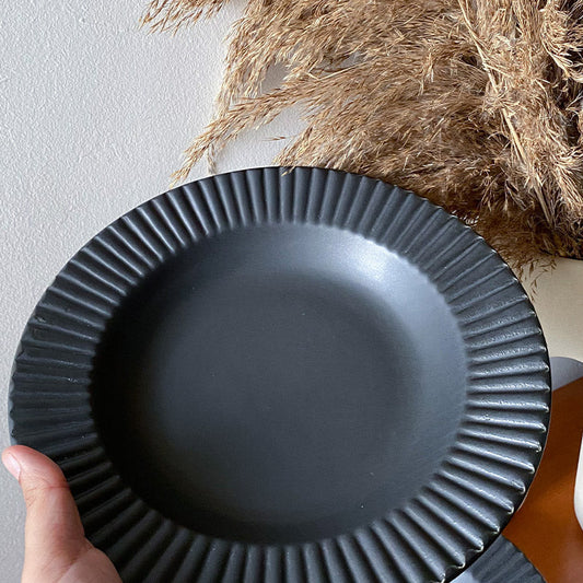 The Classic Black Pasta Plates