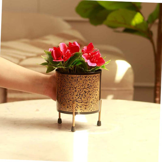 The Valletta | Metal Plant Pot with Stand