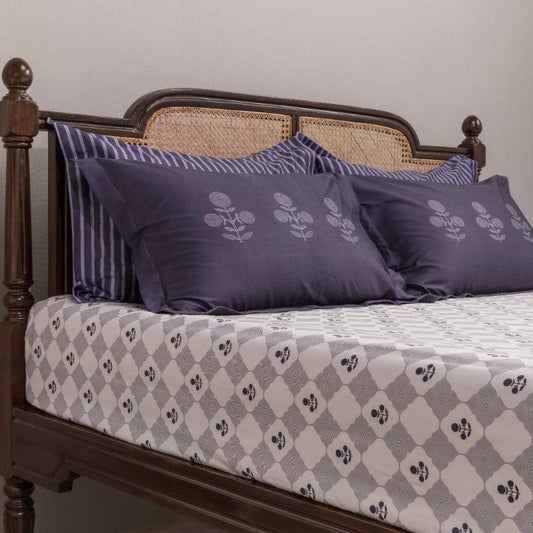 Midnight Blue Bageecha Bedding Set | King Size